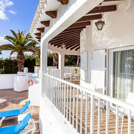 Villa Caules