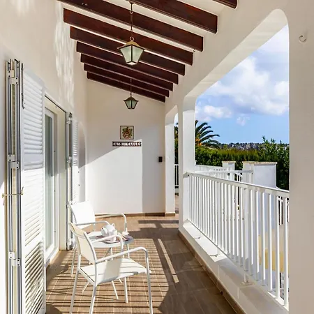 Caules Villa Son Bou